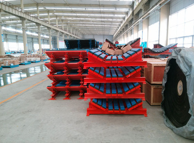 【廠家供應(yīng)耐磨緩沖滑槽】價格,廠家,圖片,輸送機械配件屬具,淮北合眾機械設(shè)備-