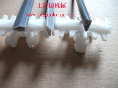 【上海掛瓶條批發(fā)|掛瓶條報(bào)價(jià)|風(fēng)送線(xiàn)耐磨條批發(fā)|摩擦條供應(yīng)】?jī)r(jià)格,廠(chǎng)家,圖片,輸送機(jī)械配件屬具,上海國(guó)可機(jī)械設(shè)備-